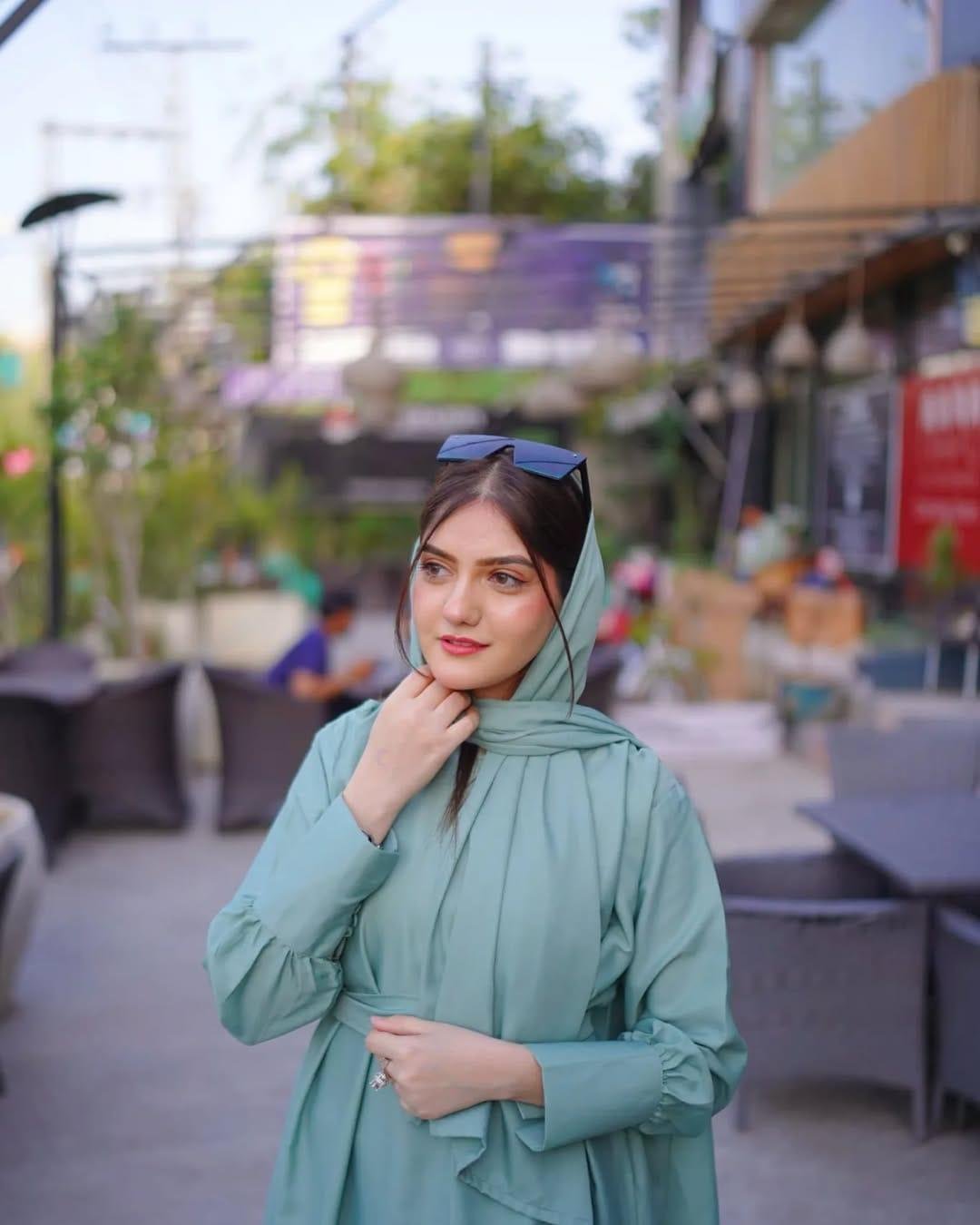 1213-84-514137-product-1 Elegant Green Georgette Full Abaya | 2 Pcs Set with Stoller |